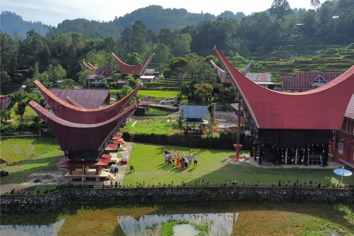 Rural Toraja Trekking & Return to Rantepao